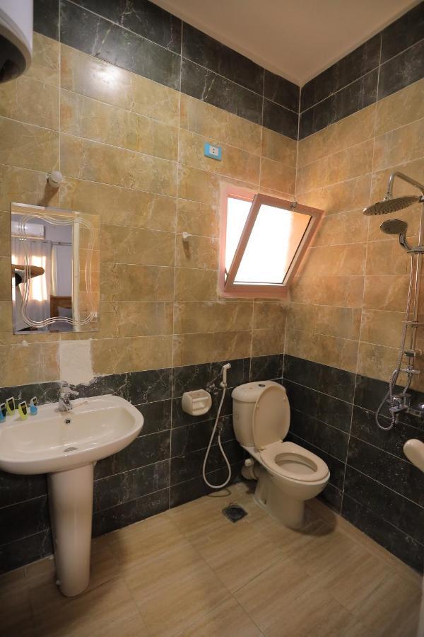 Bed and Breakfast Three Golden Pyramids Kairo Exterior foto